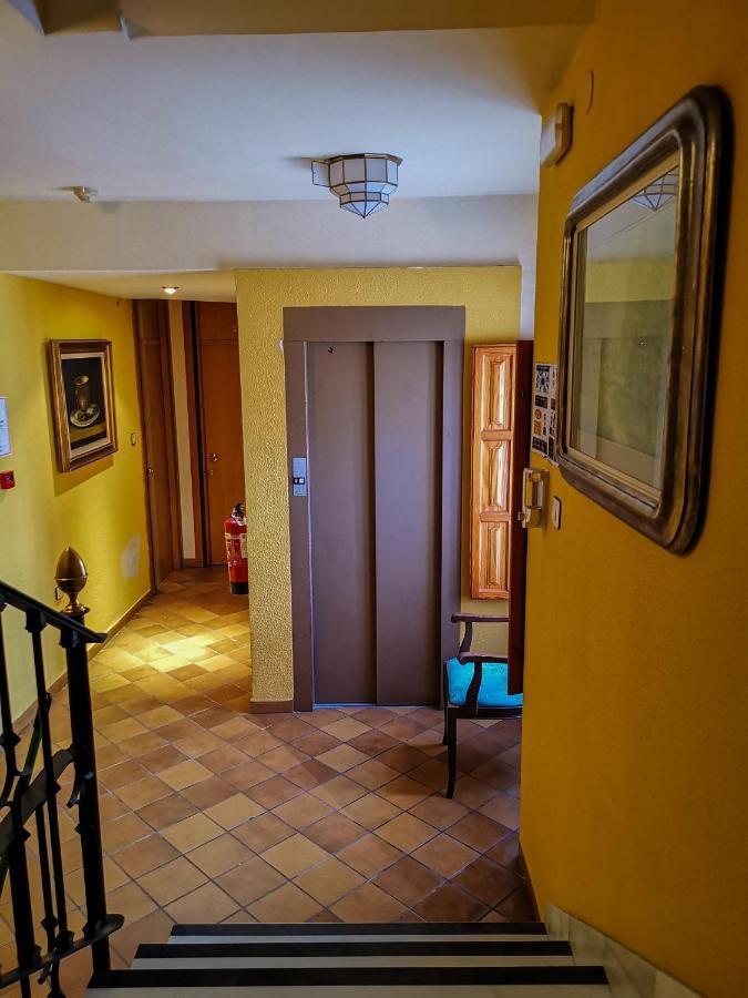 Hotel Almona Granada Bagian luar foto